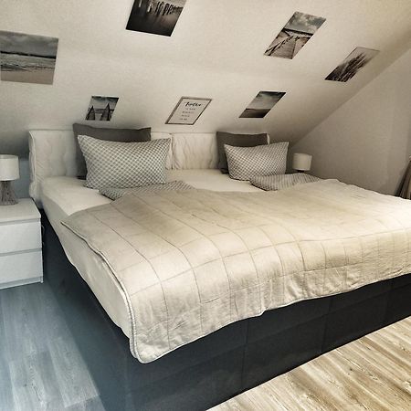 Nordsee Anker Unsere Moderne 87 Qm Ferienwohnung Mit Zwei Schlafzimmer In Norden Ortsteil Ostermarsch المظهر الخارجي الصورة